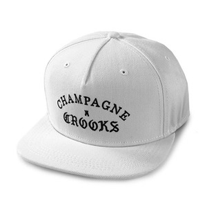CROOKS &amp; CASTLES Men&#039;s Woven Snapback Cap - Champagne Crooks (White)